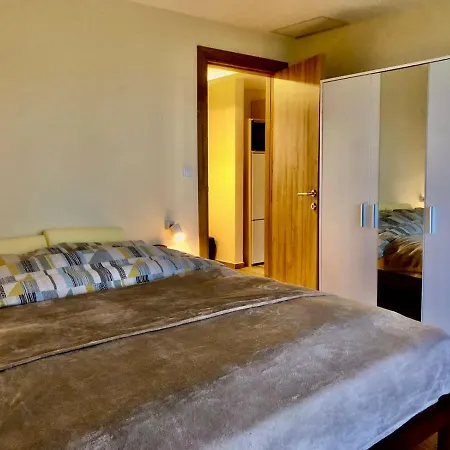 Apartment Imanje Pogled